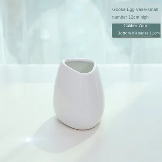 Floor Vase Classic White Ceramic Vase Arts and Crafts Decor Flower Vase Creative Gift Household Decoration ZM807